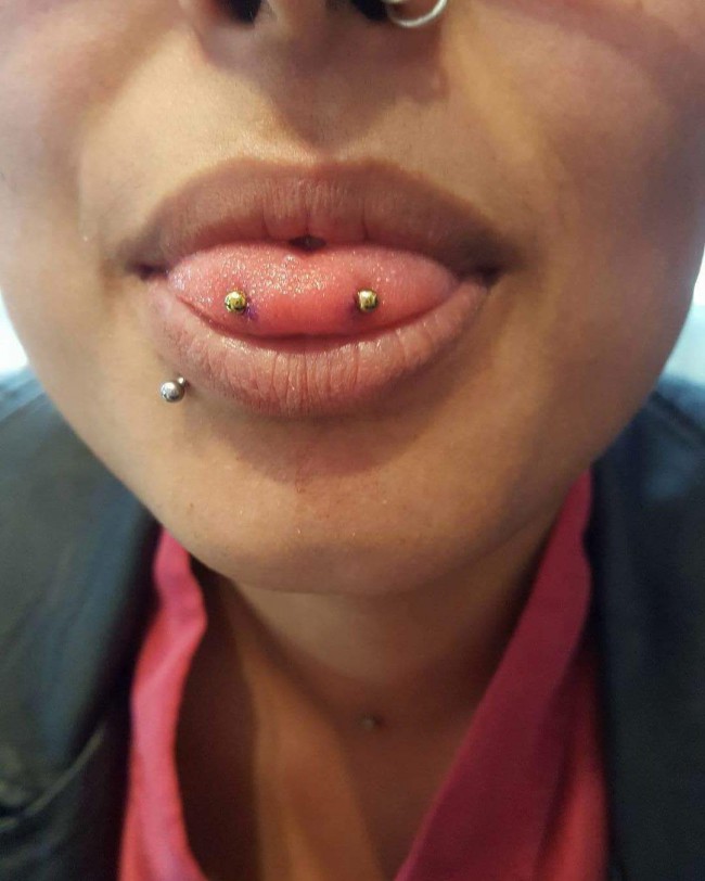 Snake Eyes Piercing 50 Ideas Pain Level Healing Time