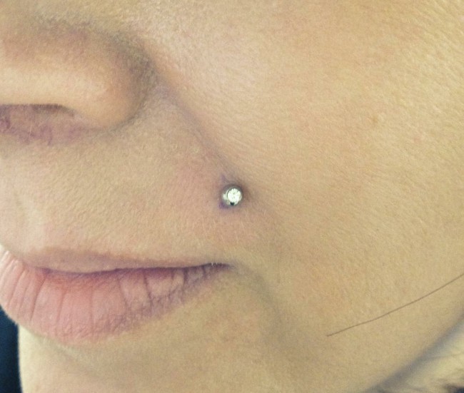 Monroe Piercing 50 Ideas Pain Level Healing Time Cost