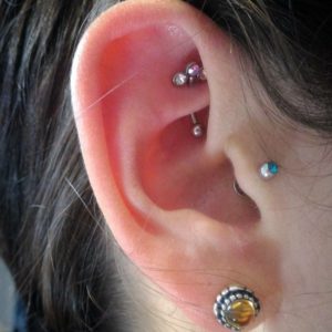 Rook Piercing [50 Ideas]: Pain Level, Healing Time, Cost, Experience ...