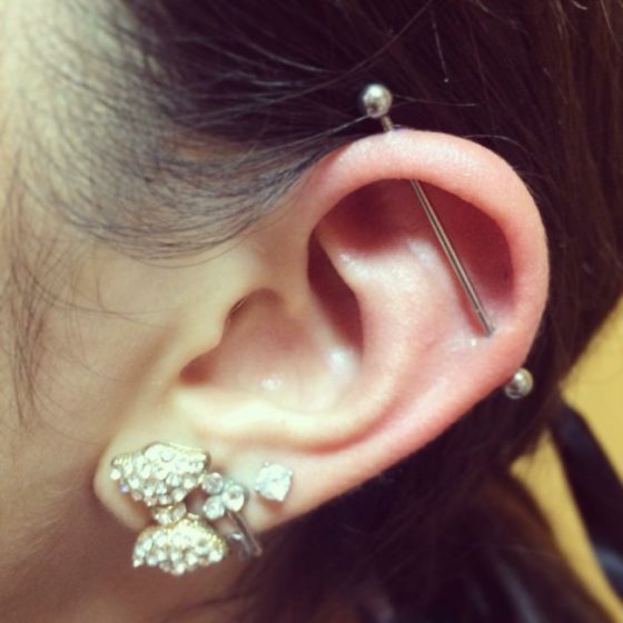 Industrial Piercing [55 Ideas]: Pain Level, Healing Time, Cost ...