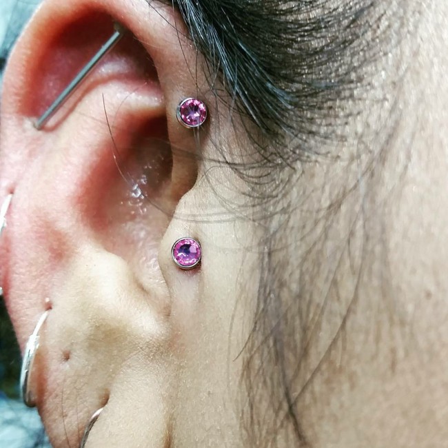 forward helix piercing pain level - 5-6 of 10