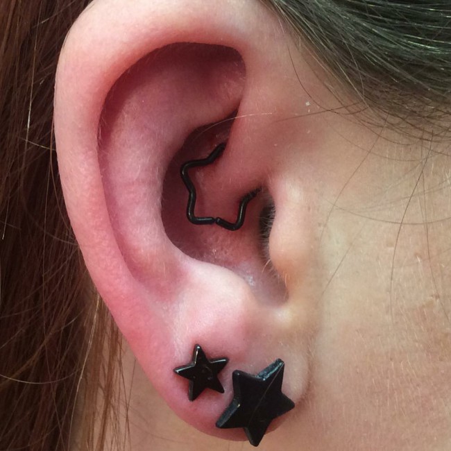 Daith Piercing Guide for 2022: Cost, Pain Level, and Side Effects