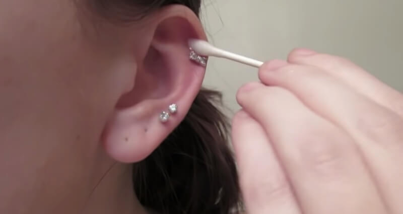 How to Clean a New Piercing [8 Steps + 